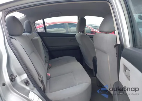 2011 Nissan Sentra 2.0 z USA, uszkodzony, nr VIN 3N1AB6AP2BL643102